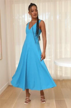 Hello Molly Dusk Soiree Midi Dress Blue