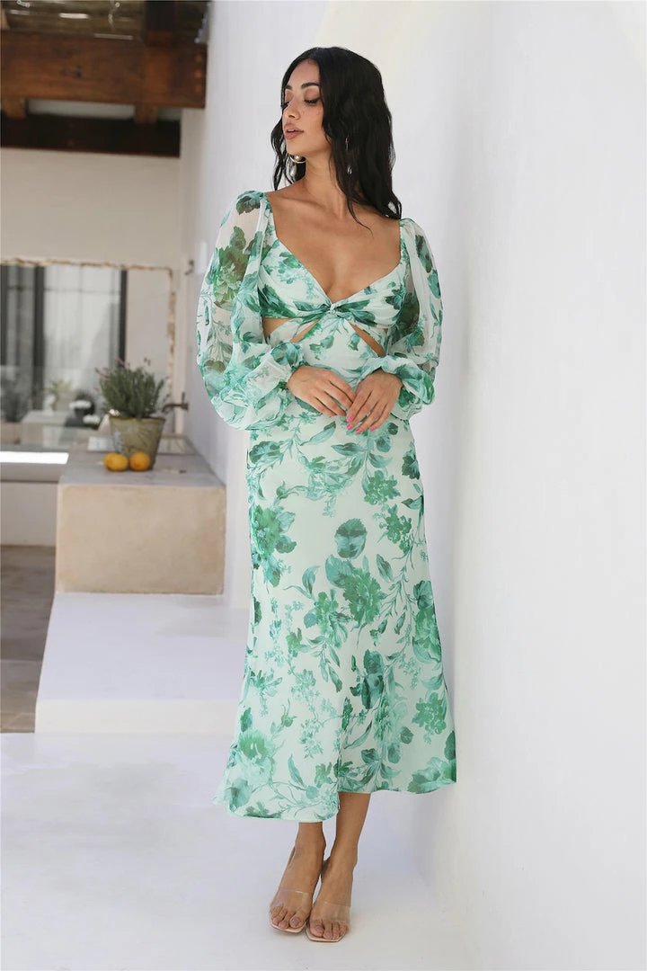 Best deal ๐ฏ Hello Molly Dahlia Kisses Midi ๐ Dress GREEN ๐คฉ 1 Hello Molly Dahlia Kisses Midi Dress GREEN