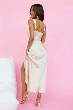 Hello Molly Miles Of Isla Midi Dress Champagne Day Dresses