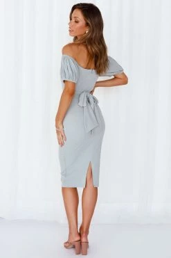 Wholesale โญ Hello Molly Flowering For You Midi ๐ Dress Sage Day ๐ Dresses โค๏ธ 15 Hello Molly Flowering For You Midi Dress Sage Day Dresses