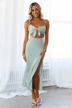 HELLO MOLLY Stay Pressed Maxi Dress Sage