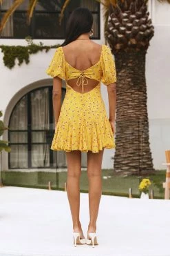 Wholesale ๐งจ Hello Molly Day ๐ Dresses Lily Fields ๐ Dress Yellow ๐ 8 Hello Molly Day Dresses Lily Fields Dress Yellow