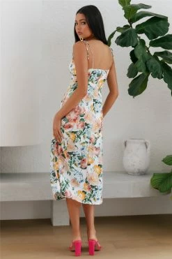 Brand new โค๏ธ Hello Molly Under The Sun Midi ๐ Dress Floral Day ๐ Dresses ๐คฉ 8 Hello Molly Under The Sun Midi Dress Floral Day Dresses