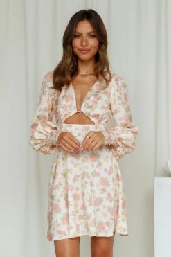 Seven Wonders The Label SEVEN WONDERS Mia Mini Dress Blush Floral Floral Dresses