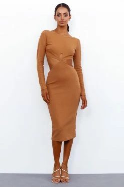 Hello Molly Steaming Hot Midi Dress Mocha