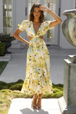 Cheapest ๐ Hello Molly Feelin Florals Midi ๐ Dress Yellow ๐ฅฐ 8 Hello Molly Feelin Florals Midi Dress Yellow