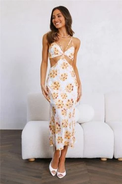 Best reviews of ⌛ Hello Molly Renewed You Midi 👗 Dress Yellow Backless 👗 Dresses 🤩 15 Hello Molly Renewed You Midi Dress Yellow Backless Dresses