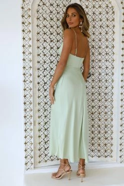 Hello Molly Private Kiss Midi Dress Avocado